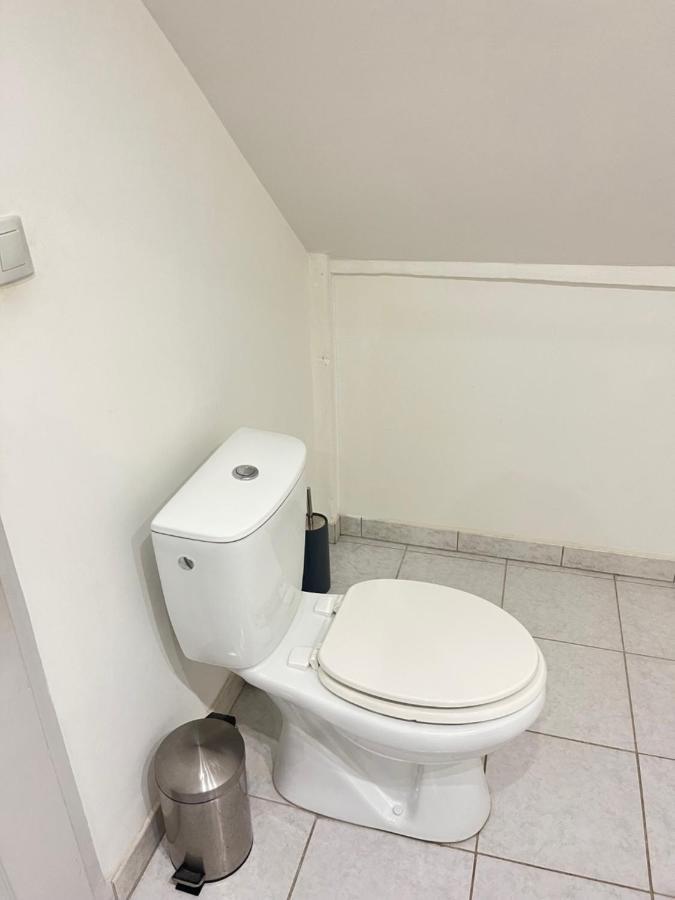 Ecu : Superbe Appartement Avec Exterieur 랭스 외부 사진